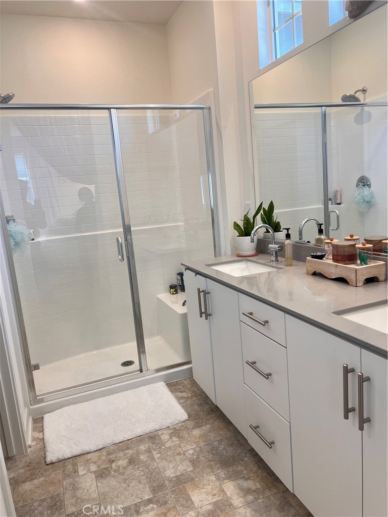 Fontana Condo: 16032 Sunny Court