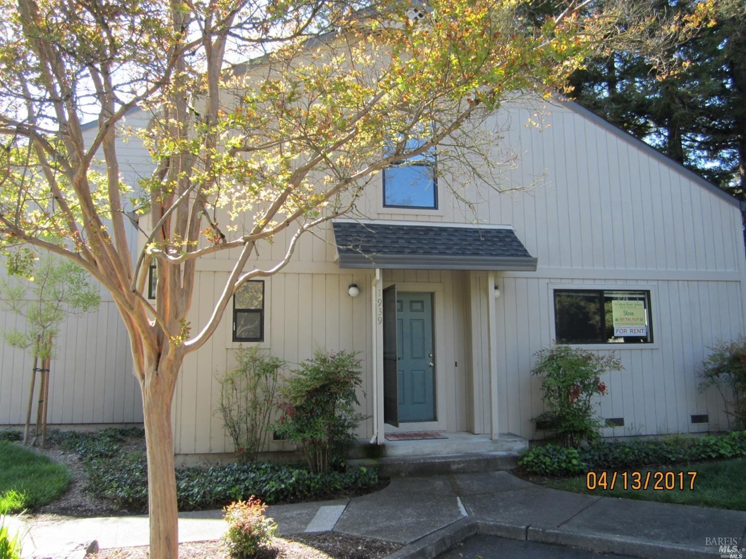 Santa Rosa Condo: 1939 Windmill Circle