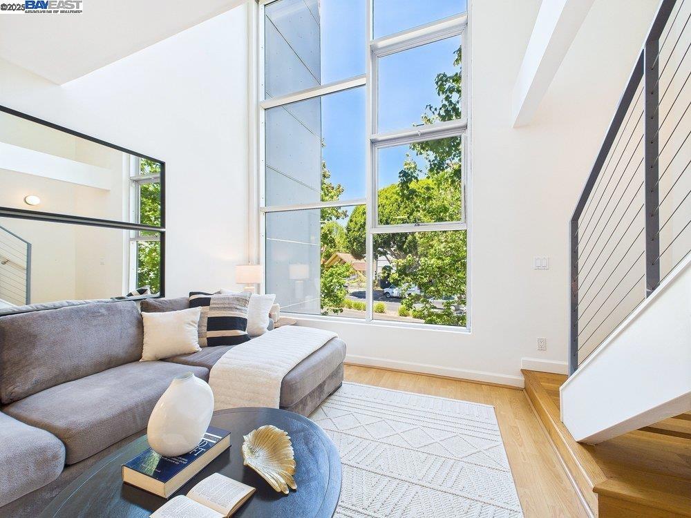 Oakland Condo: 485 West MacArthur Boulevard