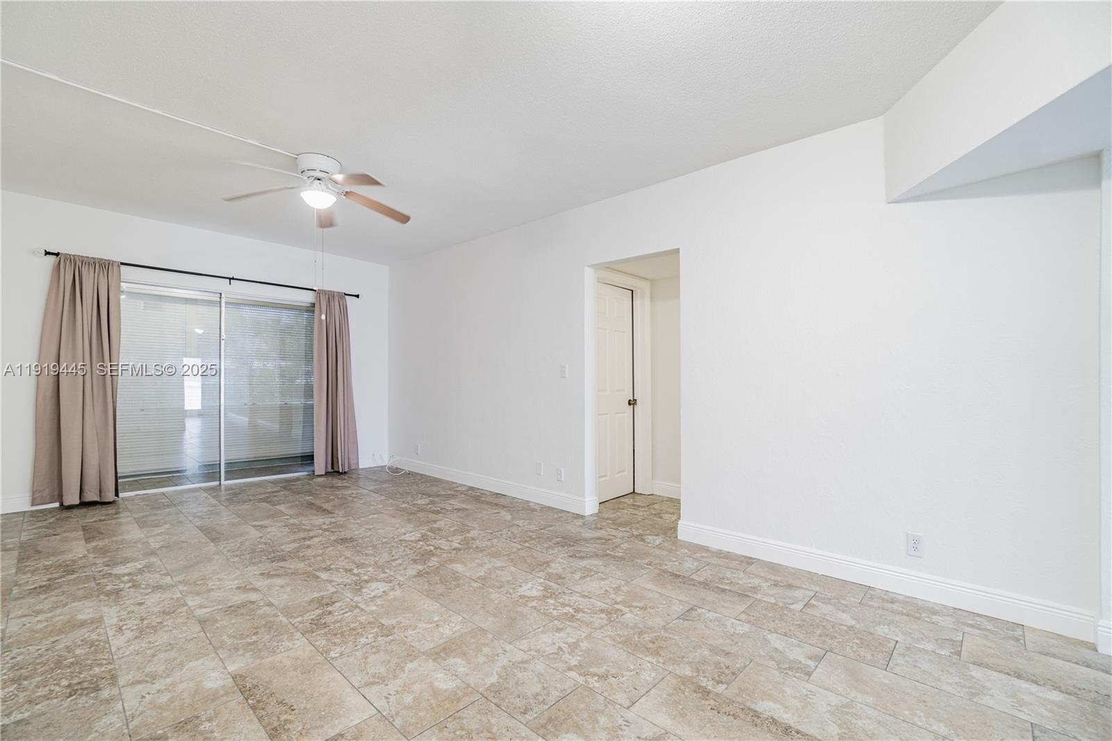 Margate Condo: 5800 Margate Boulevard