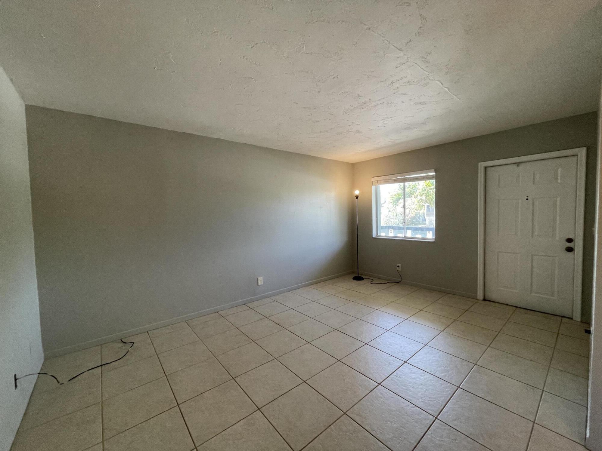 Boynton Beach Condo: 306 East Ocean Avenue