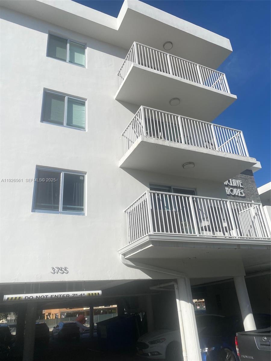 North Miami Beach Condo: 3755 Northeast 167th Street
