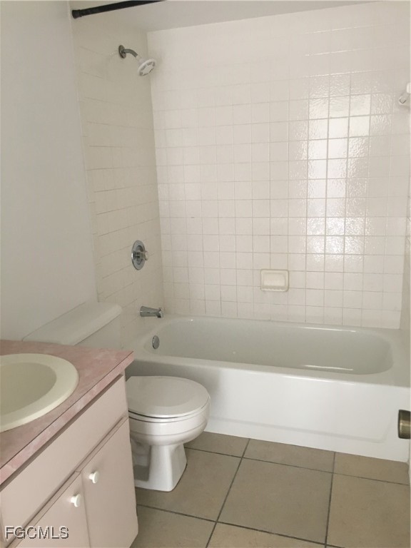 Cape Coral Condo: 1546 Northeast 8th Place