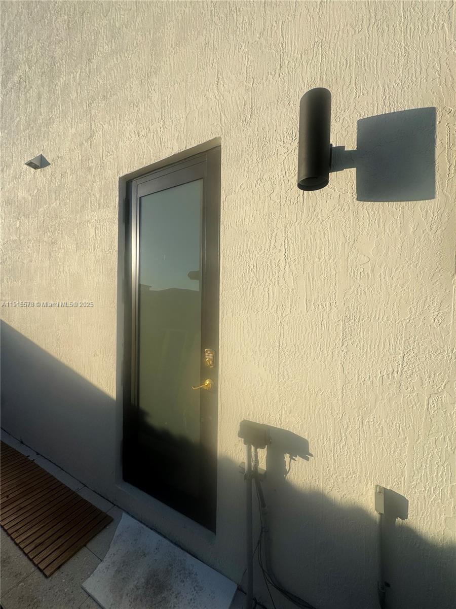 Miami Condo: 22712 Southwest 129th Avenue