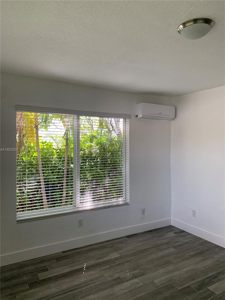 Coral Gables Condo: 712 Southwest 56th Avenue