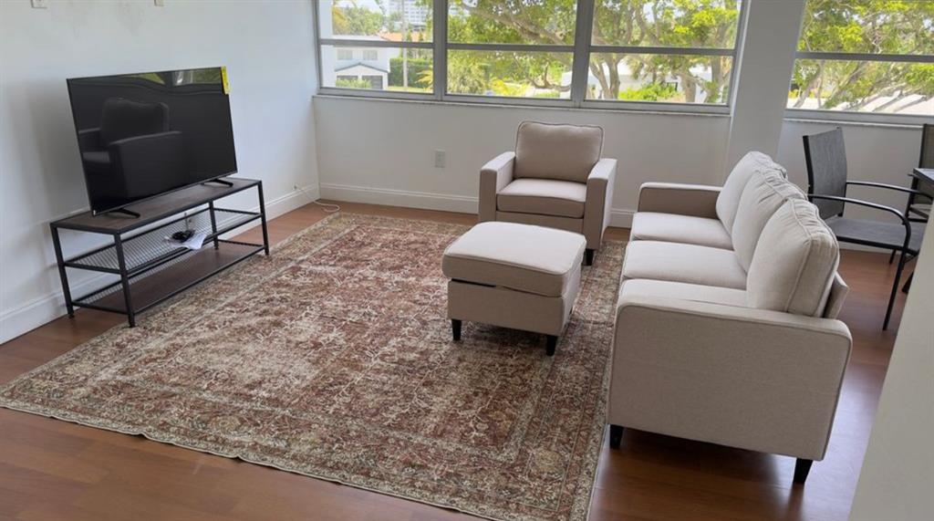 North Miami Condo: 11930 North Bayshore Drive
