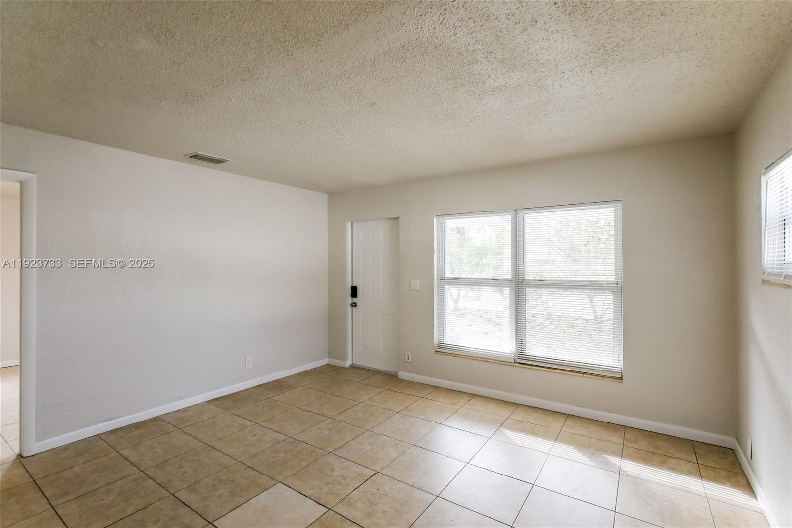Oakland Park Condo: 5288 North Andrews Avenue