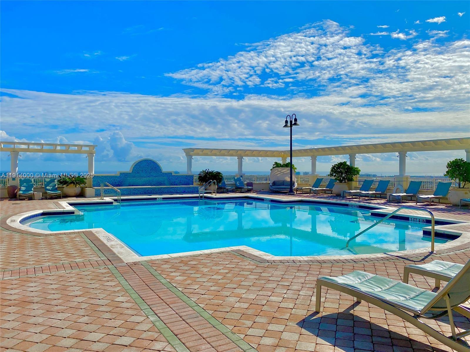 Fort Lauderdale Condo: 511 Southeast 5th Avenue