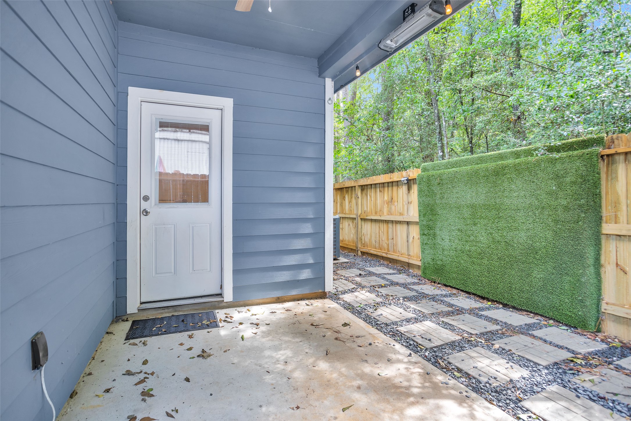 Montgomery Condo: 286 Westchase Street