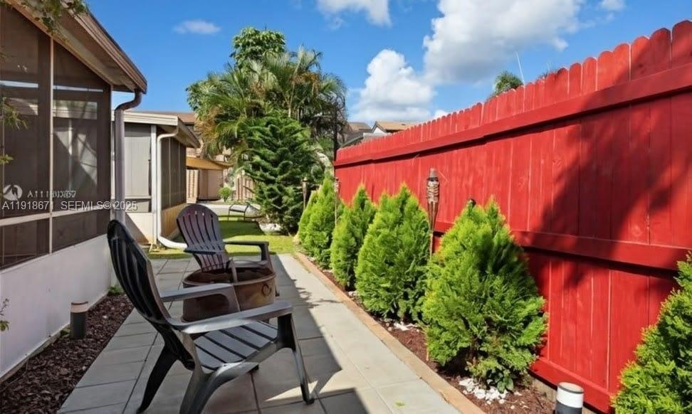 Davie Condo: 8069 Southwest 19th Court