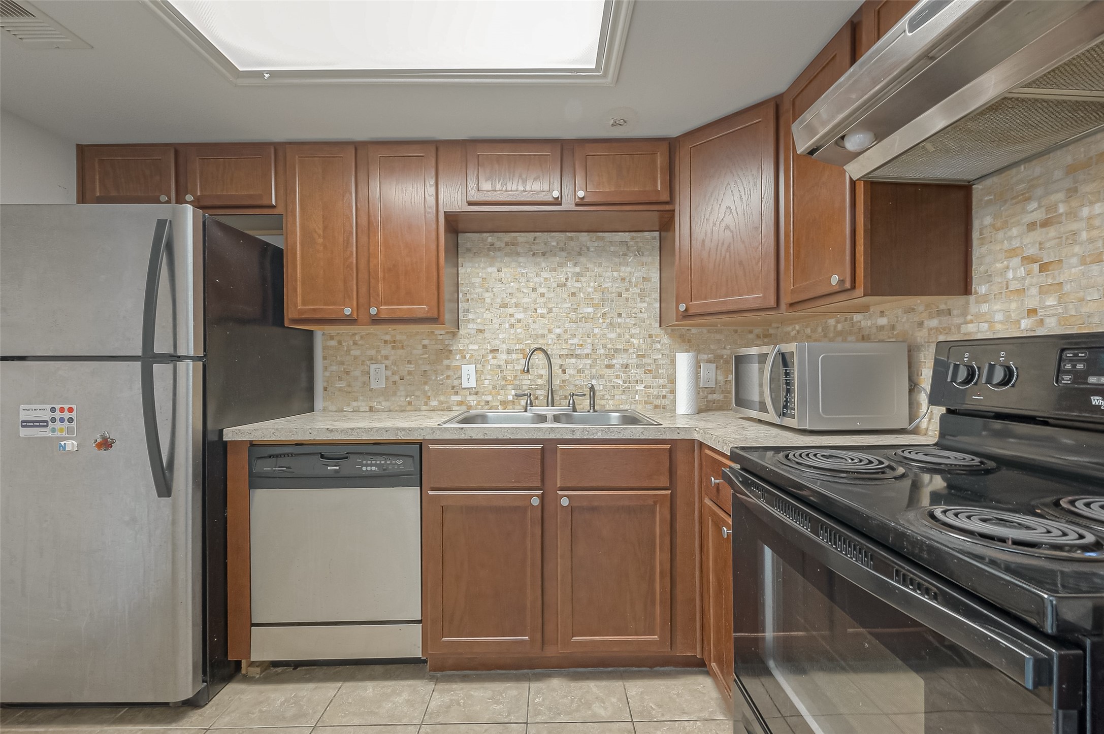 Houston Condo: 3758 Tanglewilde Street