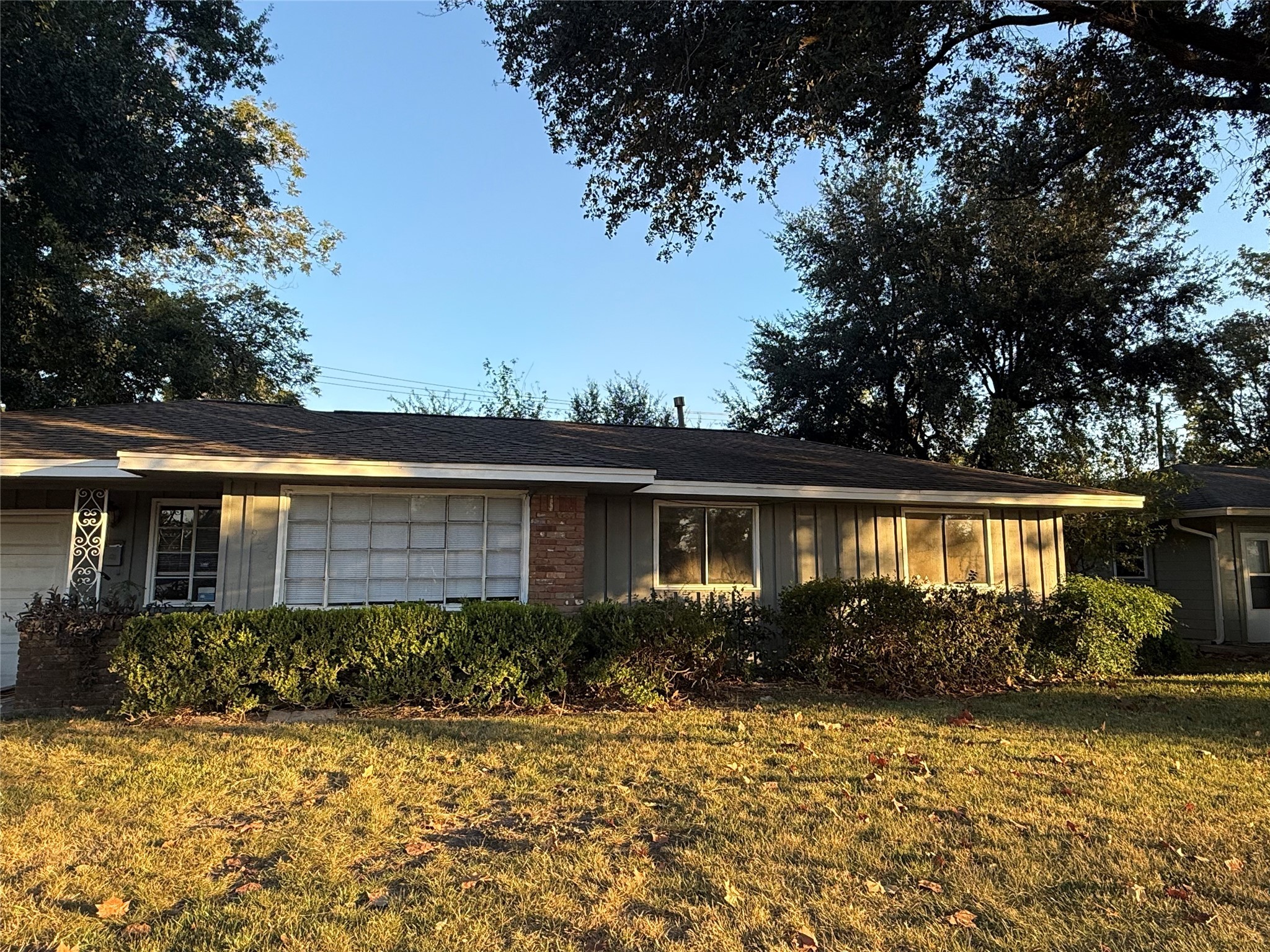 Houston Condo: 9526 Hammerly Boulevard