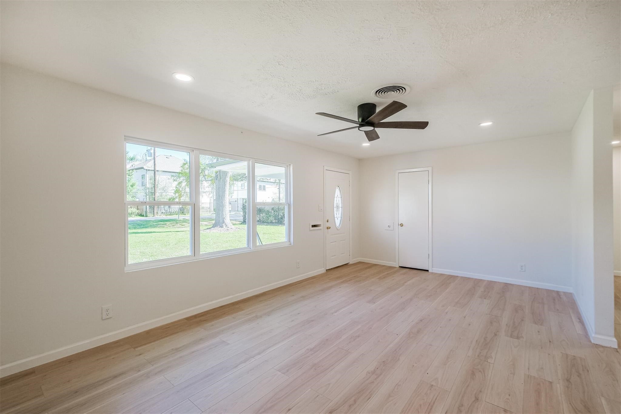 Houston Condo: 9419 Campbell Road