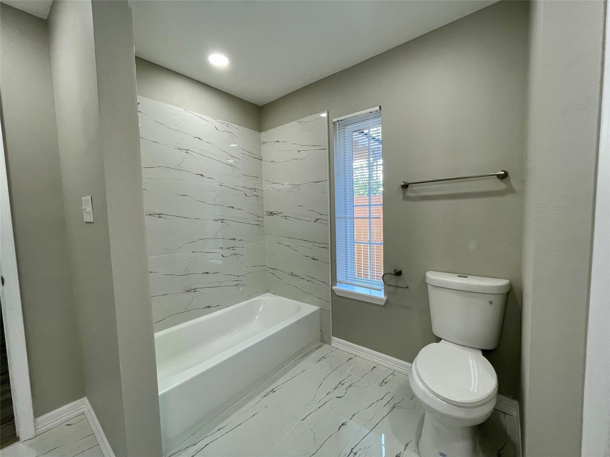 Dickinson Condo: 4600 39th Street East