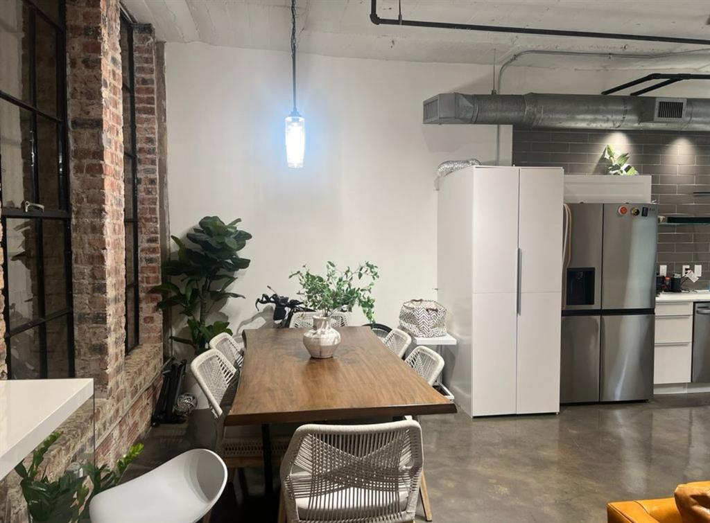 Dallas Condo: 1122 Jackson Street