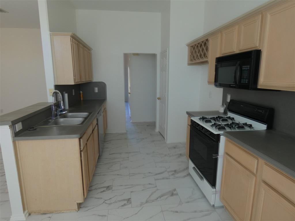 Rockwall Condo: 3032 Paint Brush Trail