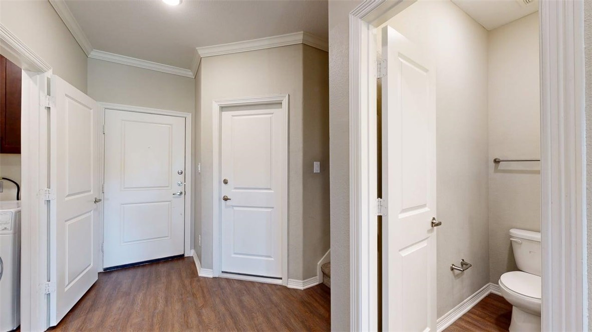 College Station Condo: 2005 Harvey Mitchell Parkway South