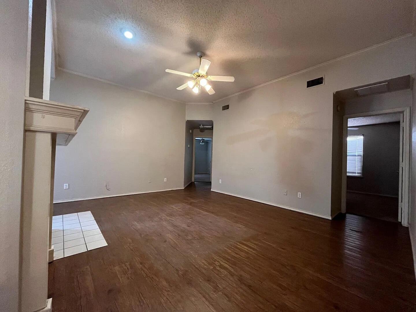 Lubbock Condo: 6113 8th Drive
