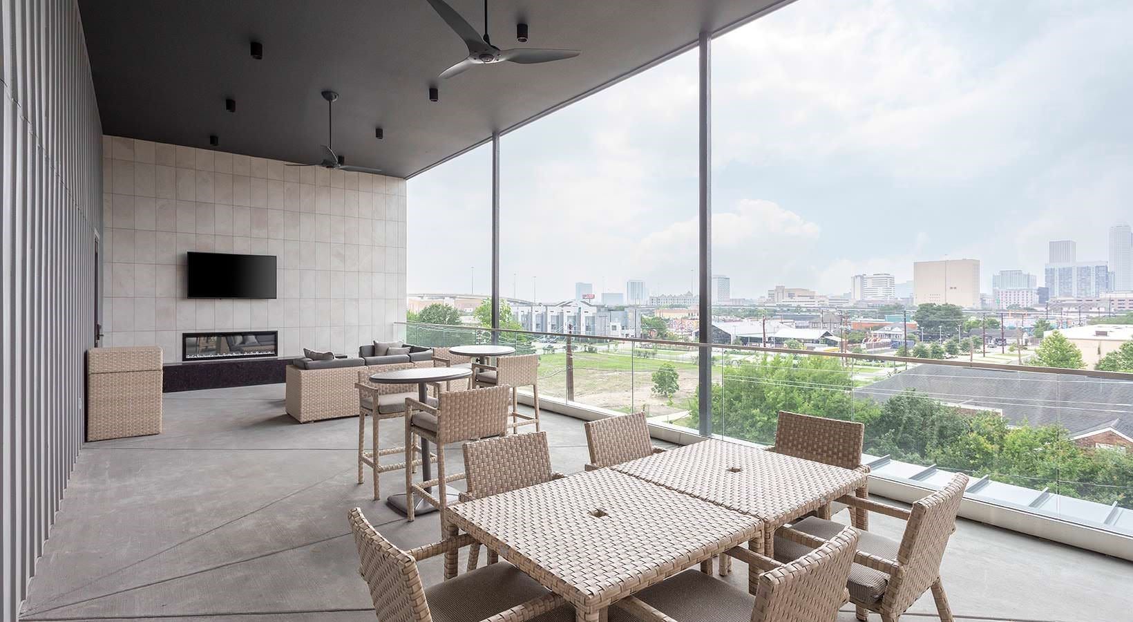 Houston Condo: 2425 Bell Street