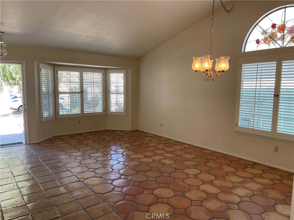 Hemet Condo: 680 Goldenrod Street