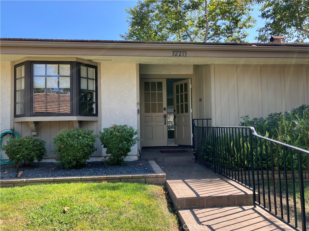 San Juan Capistrano Condo: 32213 Via Barrida