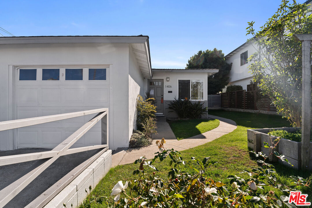 Manhattan Beach Condo: 1406 17th Street