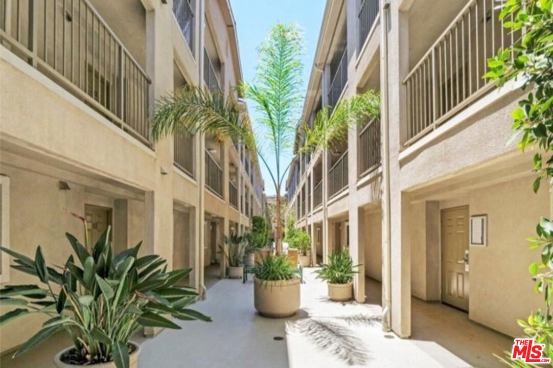 Harbor City Condo: 1401 Lomita Boulevard
