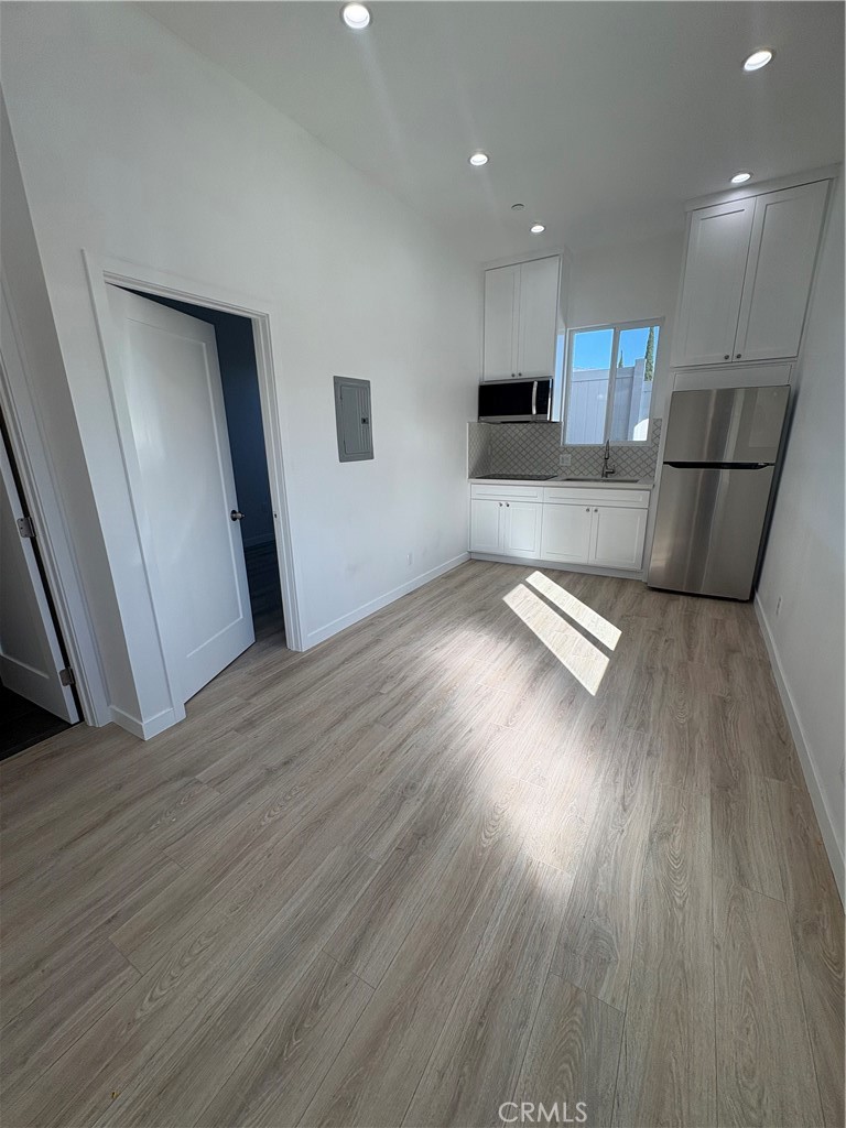 Sylmar Condo: 15235 Nurmi Street