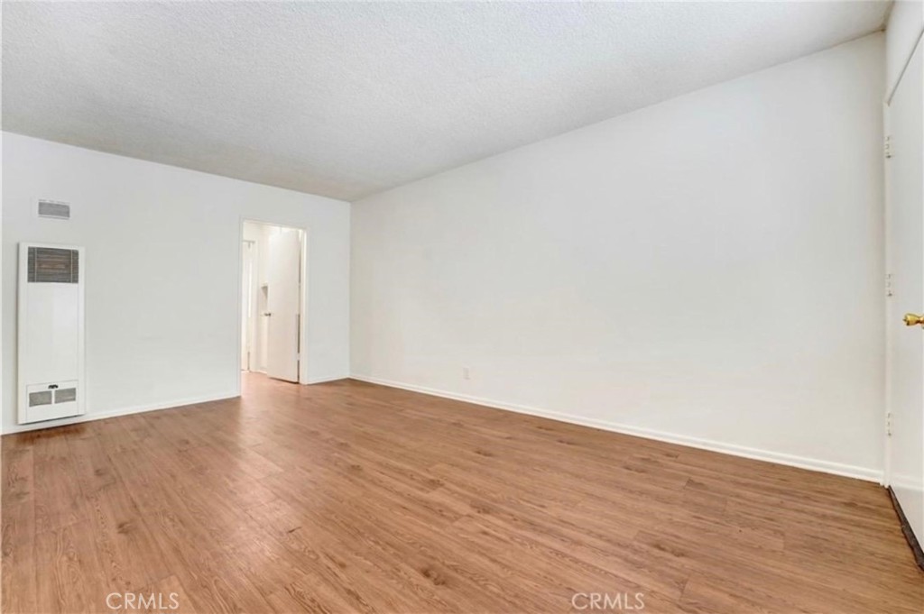 Los Angeles Condo: 12400 Mitchell Avenue