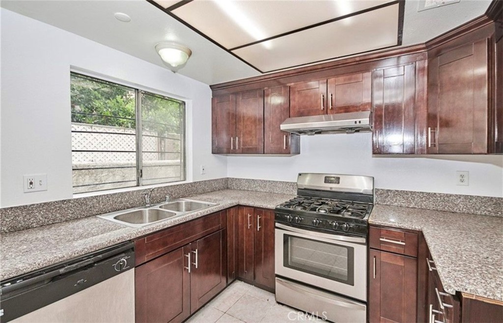 El Monte Condo: 5021 Peck Road