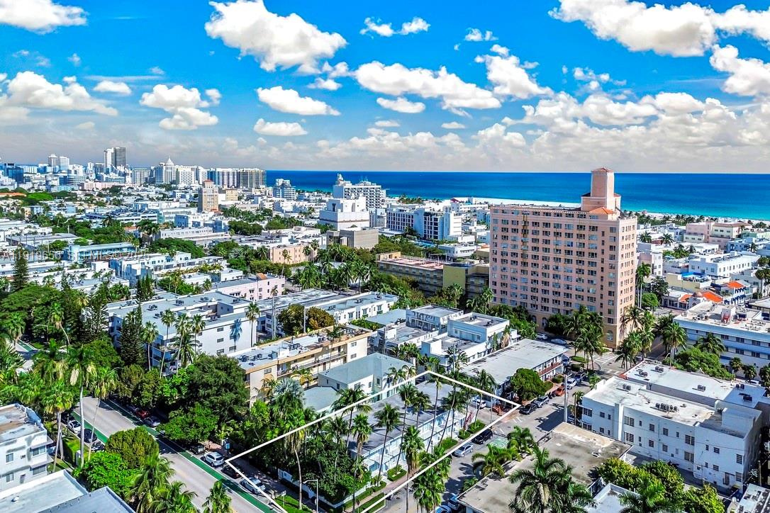 Miami Beach Condo: 635 8th Street