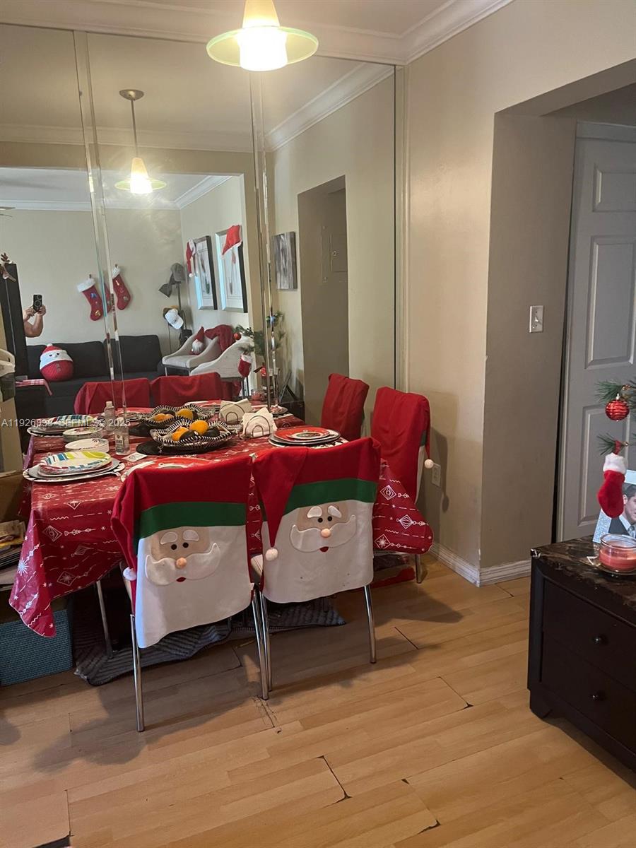 Miami Beach Condo: 900 Euclid Avenue