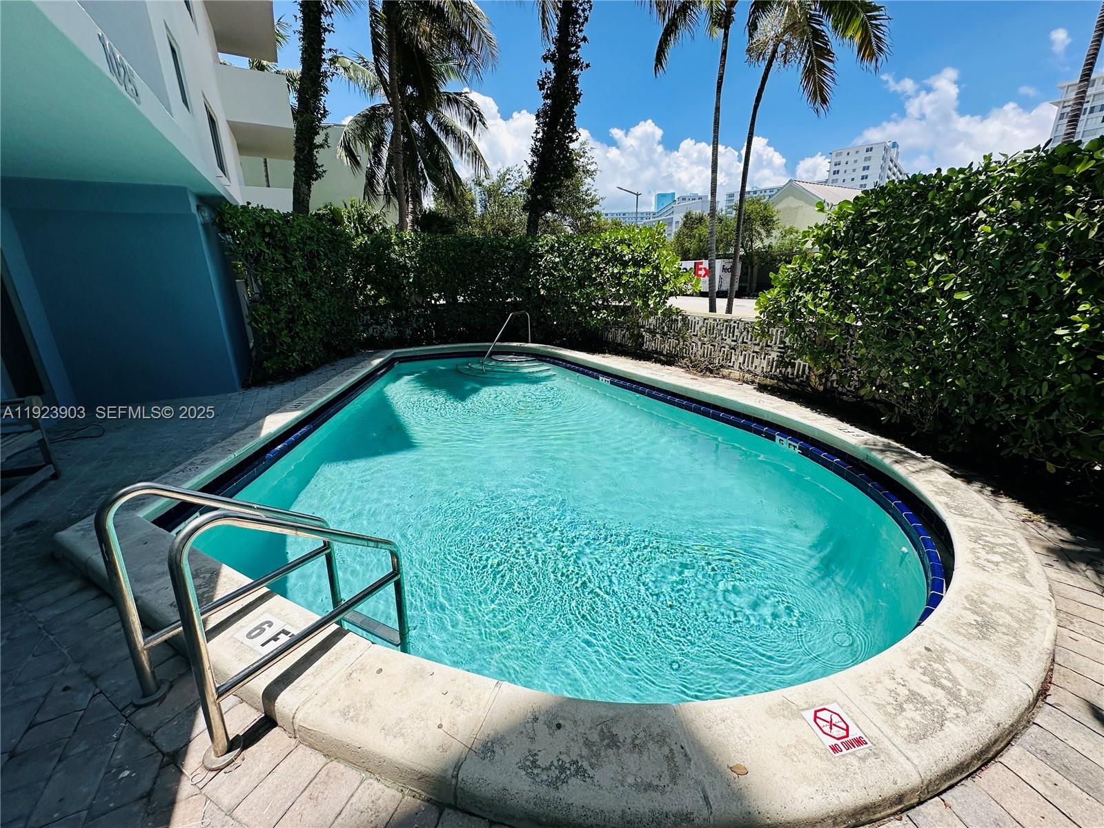 Miami Beach Condo: 1025 Alton Road