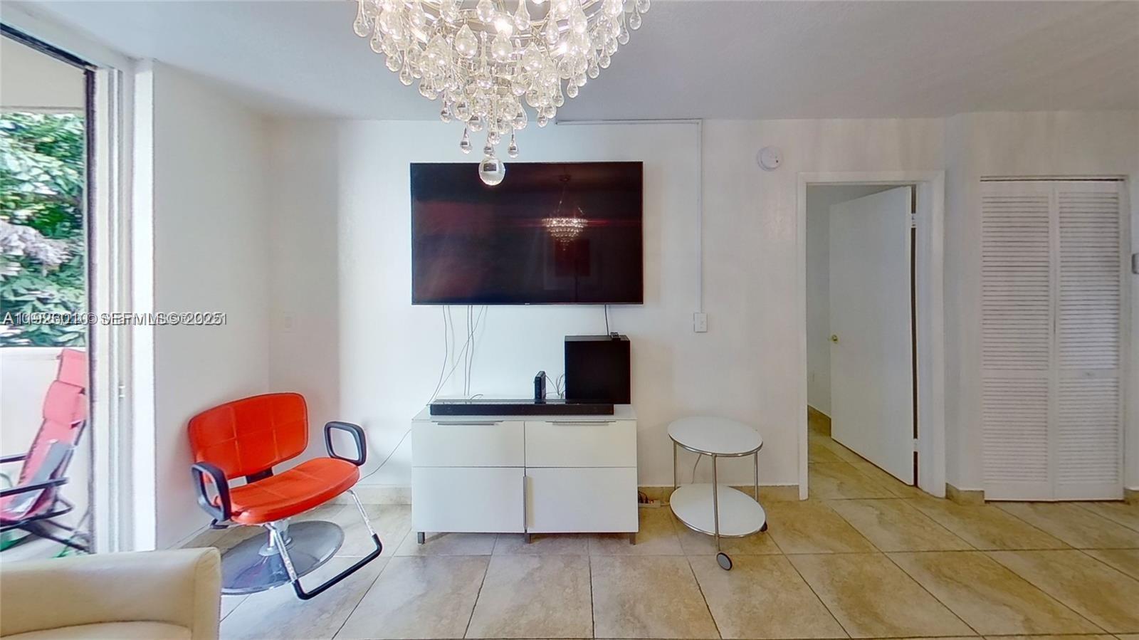 Miami Beach Condo: 1666 West Avenue