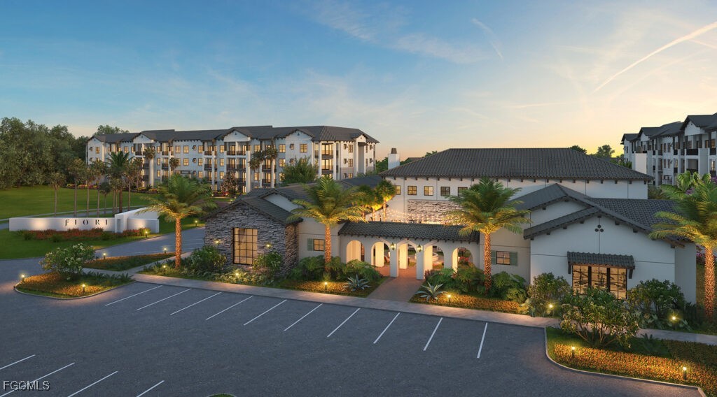 Naples Condo: 8552 Collier Boulevard