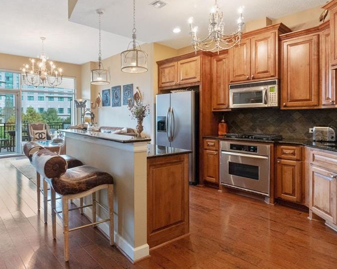 The Woodlands Condo: 3 Waterway Square