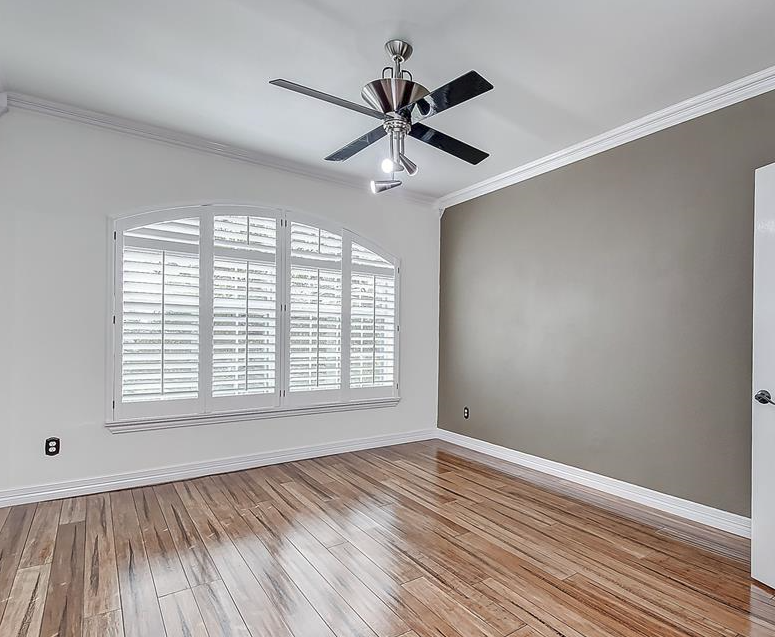 Houston Condo: 2111 Welch St