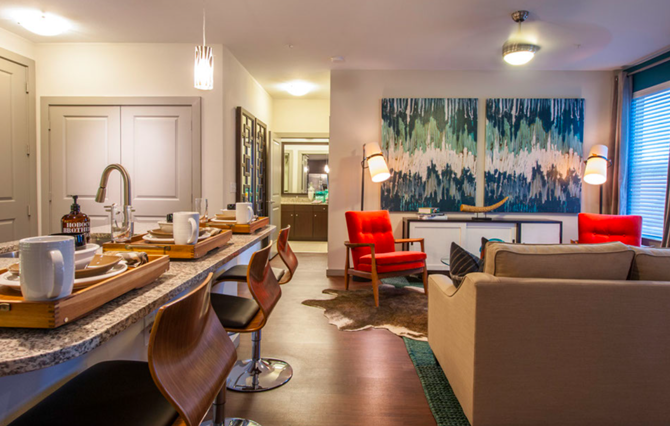 Houston Condo: 502 South Post Oak