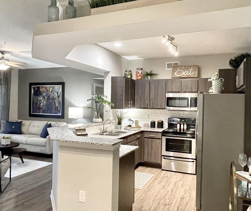 Houston Condo: 1766 S Park View Dr