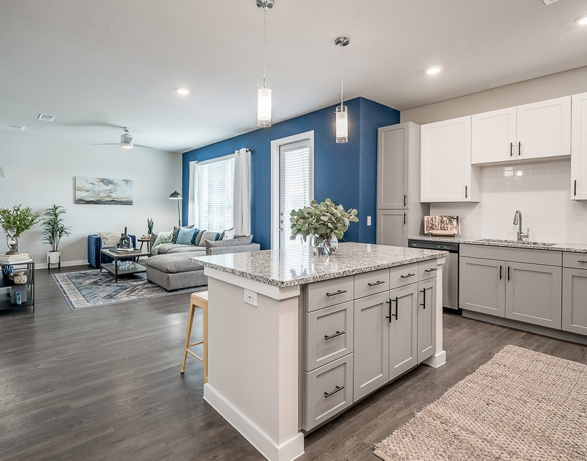 Houston Condo: 10920 Day Rd