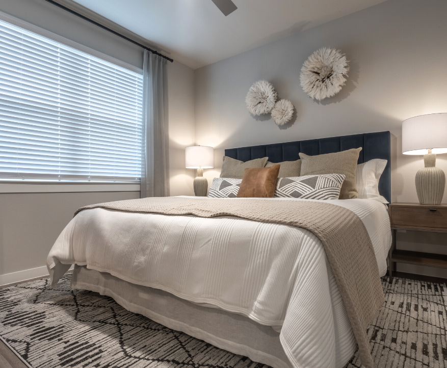 Houston Condo: 11810 Clay Rd