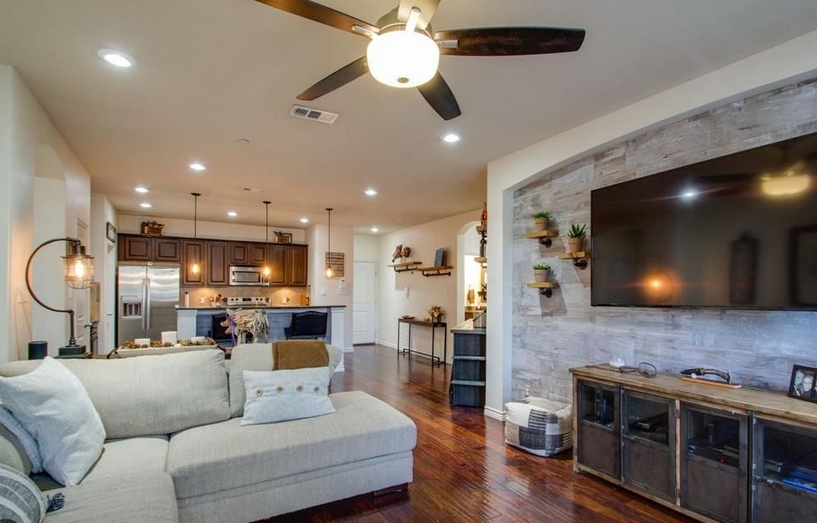 Fort Worth Condo: 950 Henderson