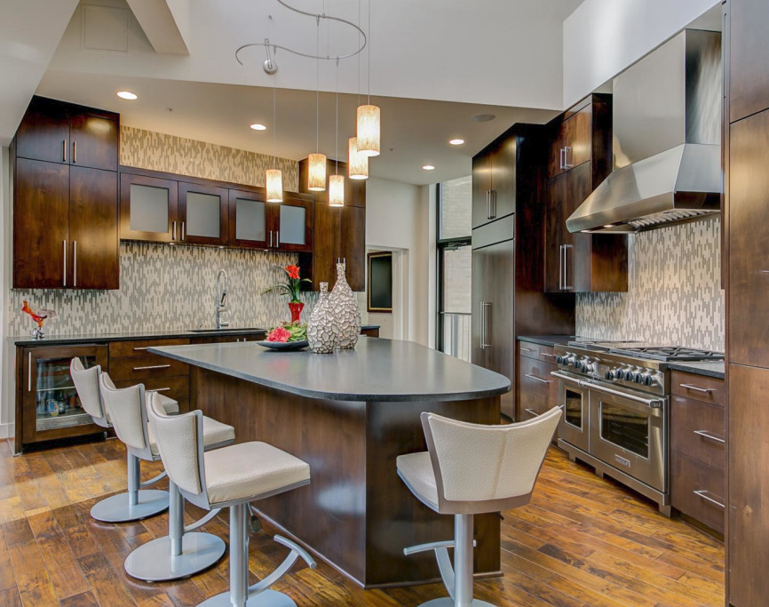 Fort Worth Condo: 411 W 7th St