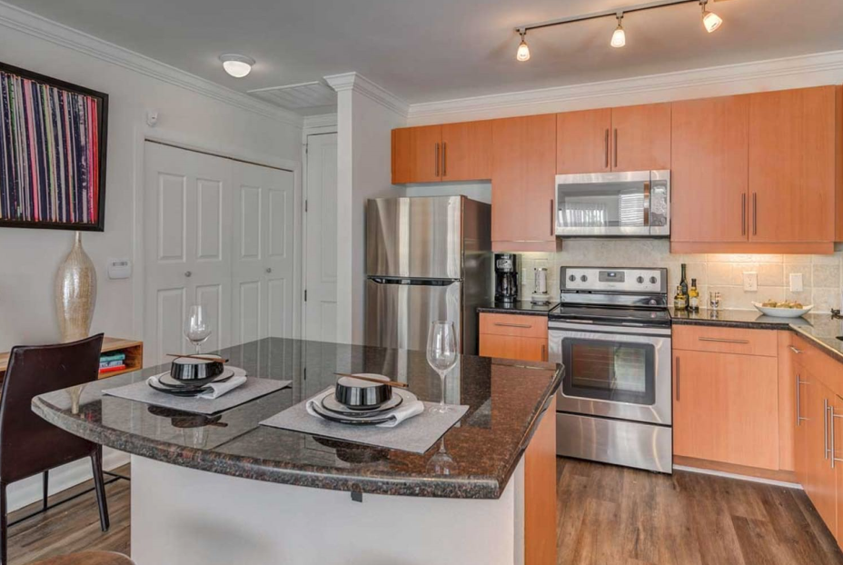 Dallas Condo: 2901 Cityplace W Blvd