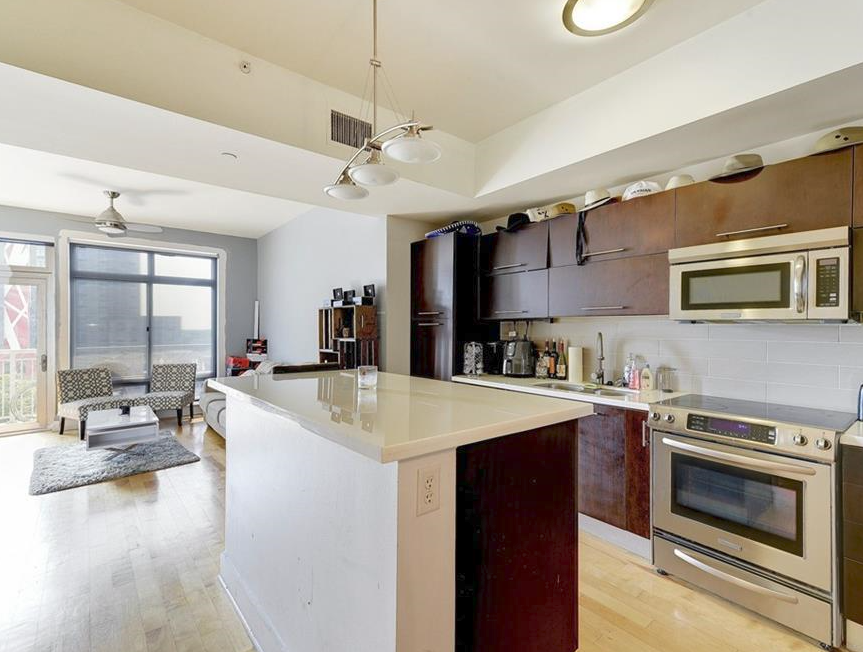 Austin Condo: 603 Davis St
