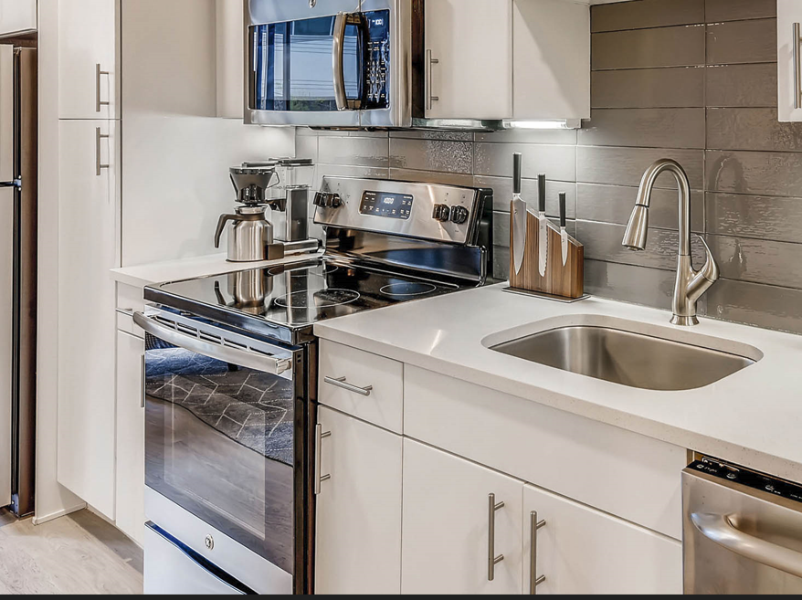 Austin Condo: 1610 E 6th St