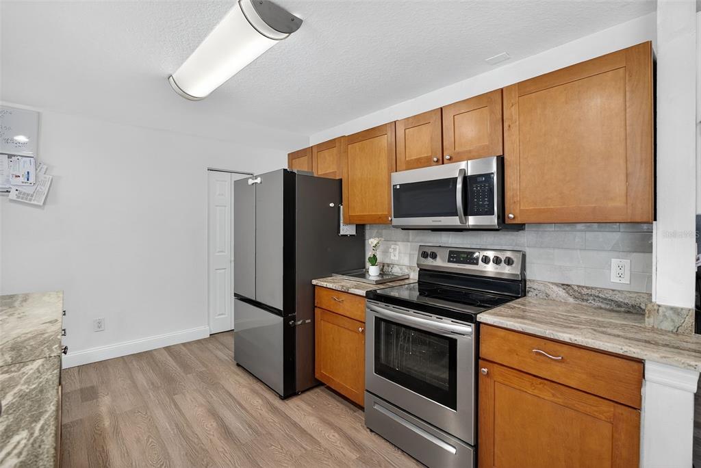Lutz Condo: 17821 Morninghigh Drive