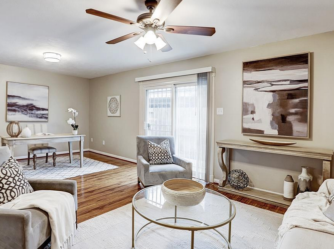 Houston Condo: 14333 Memorial Dr