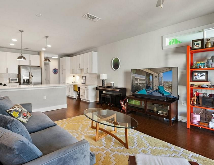 Austin Condo: 2801 Dulce ln