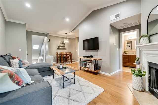 Plano Condo: 2601 Preston